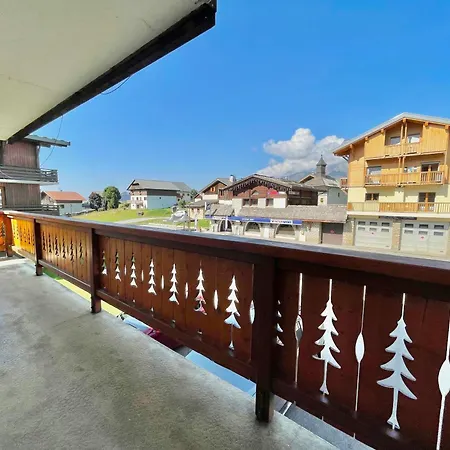 Διαμέρισμα Cosy Au Pied Des Pistes, Balcon, Parking - Fr-1-505-140